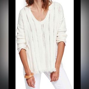 Women's V-Neck Sweater - Cream